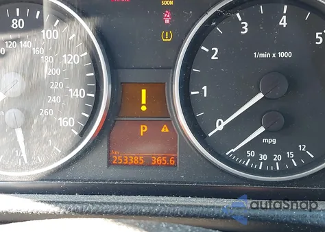 2007 BMW 328Xi из США, поврежденный, VIN WBAVC93527KX55090